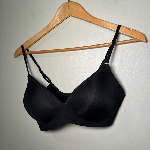 NWOT OnGossamer Womens Next to Nothing Micro Wireless Bra 36C - Picture 5 of 8